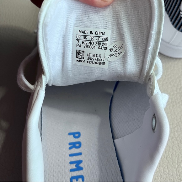 NWOB - Stan Smith Adult Embroidered Logo Sneaker - Men Size 7 / Women Size 8 - Picture 7 of 7